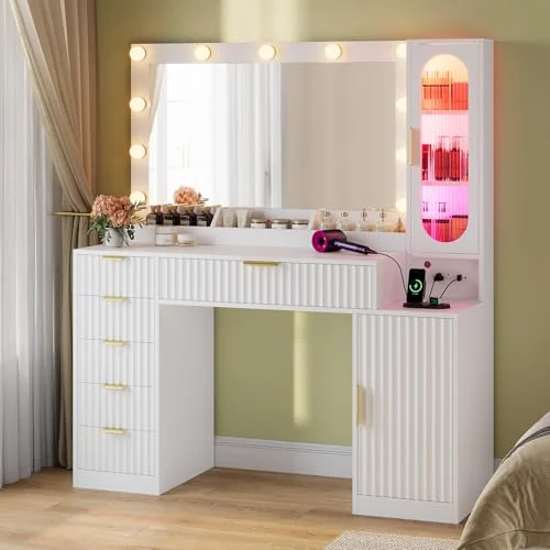 BTHFST Fluted Vanity Desk with Large 31.5″ Mirror and, white, product photo