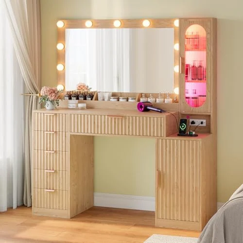 BTHFST Fluted Wood Vanity Desk with Large 31.5″ Mirror, oak, product photo